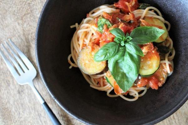 【プランツデザイナー富阪基さんに聞く植物のある暮らし・3】 　私たちの植物のある暮らし[PR]