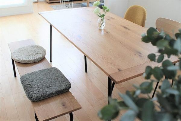 丸型や北欧柄が人気！ 置くだけで部屋の印象が変わるおしゃれなチェアパッド