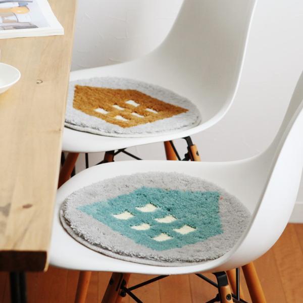 丸型や北欧柄が人気！ 置くだけで部屋の印象が変わるおしゃれなチェアパッド