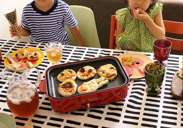【夏休みキッズパーティー第4回】キッズと手作り！ホットプレートで焼き立てピザを楽しもう[PR]
