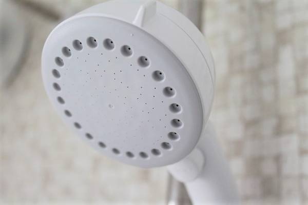 ミストの力で汚れを除去！ 気になる肌ケアに効果的なシャワーヘッド