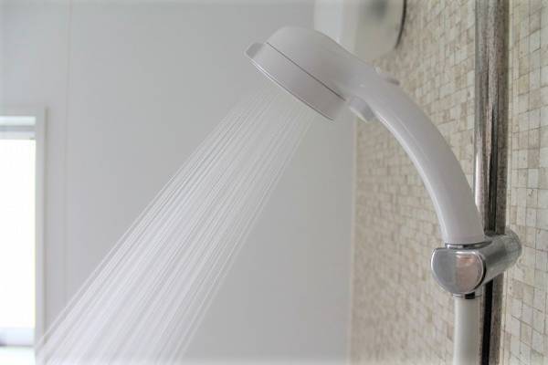 ミストの力で汚れを除去！ 気になる肌ケアに効果的なシャワーヘッド