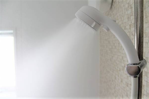 ミストの力で汚れを除去！ 気になる肌ケアに効果的なシャワーヘッド