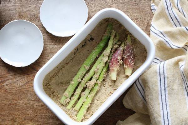 自宅で簡単に漬かる！ 国産有機の米ぬかだけを使用したこだわりのぬか床キット