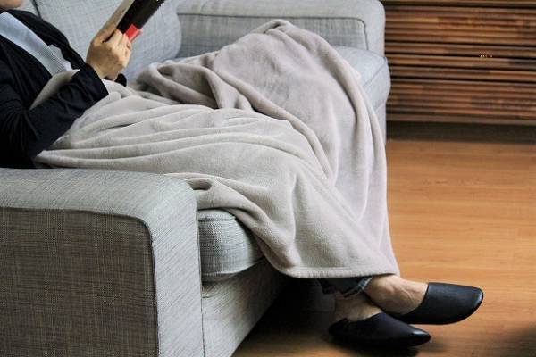 【累計21万枚突破！】　朝ベッドから出られなくなる毛布[PR]