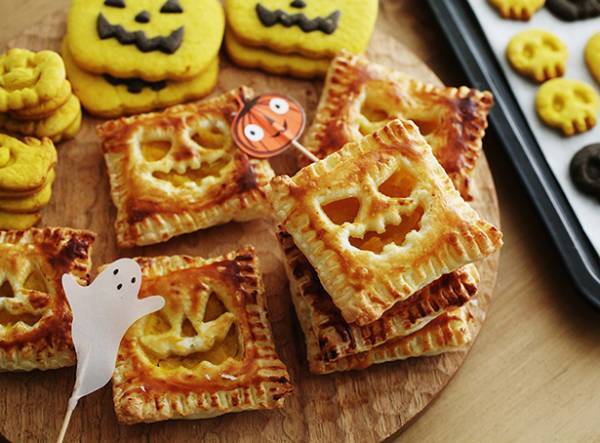 おにぎり型で簡単！「#ハロウィン弁当」を作ろう[PR]