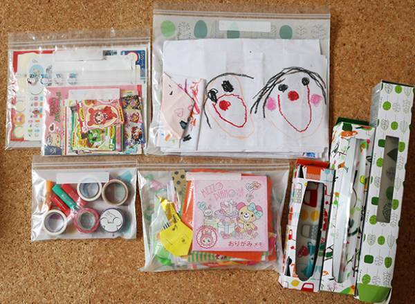 増える子どもの絵、どう保管する？ 子どもの作品収納におすすめジッパーバッグ