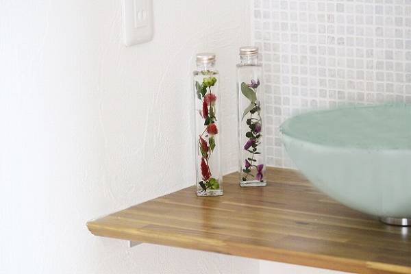 【今だけ送料無料♪】　置くだけで素敵空間に。お部屋にハーバリウムを飾ろう。[PR]