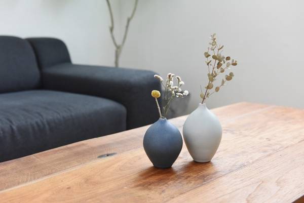 【angersの小さなうつわ市限定】　杉原万理江さんのフラワーベースが登場[PR]