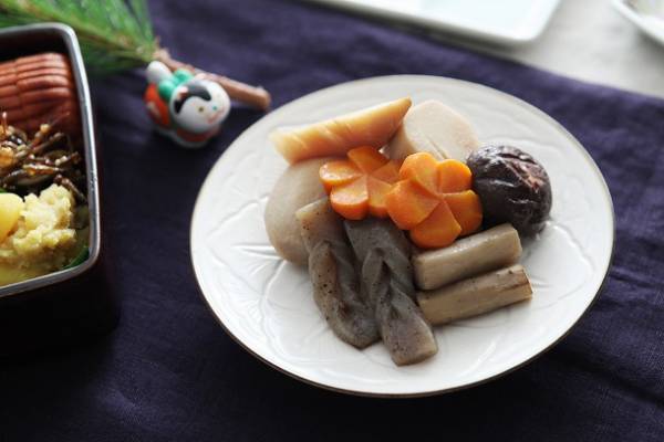 それぞれのスタイルで楽しむ「おせち」のカタチ・1　＝ お重おせち ＝[PR]