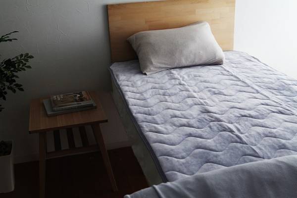 寒いこんな日はお家でぬくぬく。まるでとろけるような肌触りの「mofua」って！？[PR]