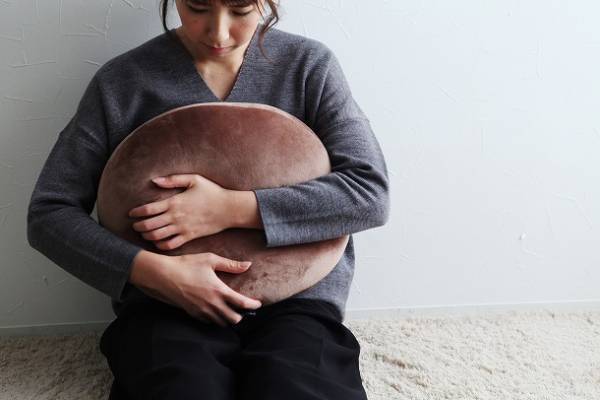 寒いこんな日はお家でぬくぬく。まるでとろけるような肌触りの「mofua」って！？[PR]