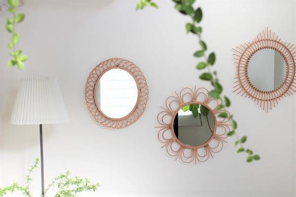 季節の変わり目に。ラタンミラーでできる簡単模様替えレッスン[PR]