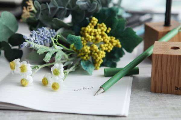 笑顔も一緒にプレゼント。思わず顔がほころぶおもしろプチギフト集[PR]