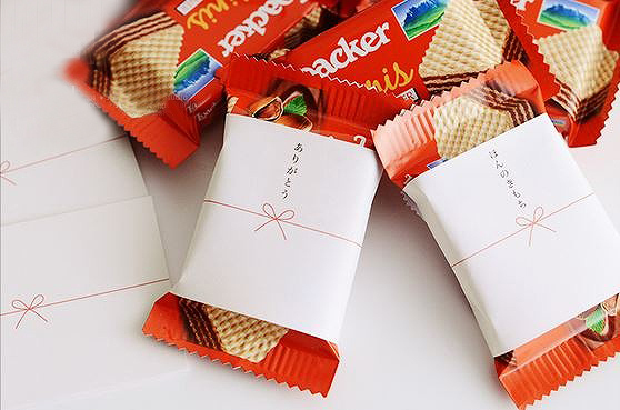 プチギフトにはユーモアをそえて。おもしろラッピングアイデア[PR]