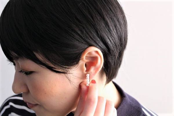 カジュアルコーデに大人の「遊び」を取り入れて。おしゃれの幅が広がるプリプラアクセ[PR]