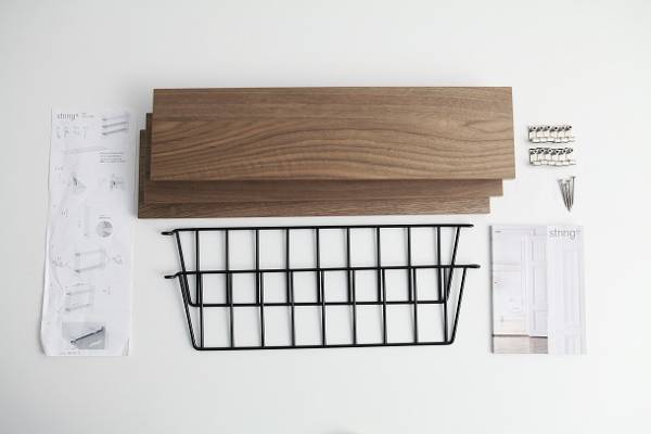 北欧生まれの壁掛けシェルフで叶える　「見せる！」収納術[PR]