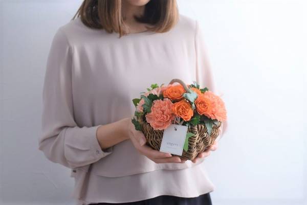 準備はお早めに！今年の母の日は、18万人が感動した「フラワーギフト」を贈ろう。[PR]