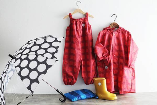 全身コーディネートも楽しめる！子どもの垢抜けレイングッズ[PR]