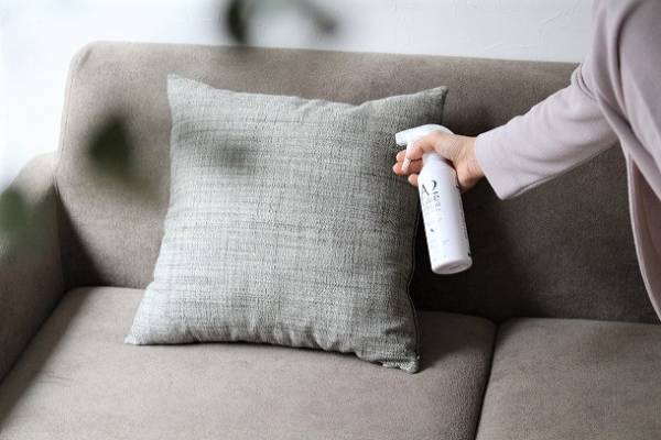 使える！場所別梅雨対策アイデア =リビング・ベッドルーム・玄関編=[PR]