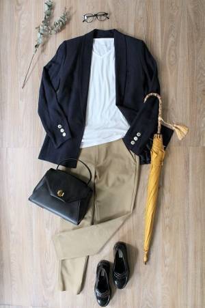 次の雨が待ち遠しくなる？雨の日のおしゃれを諦めないファッションアイテムたち[PR]