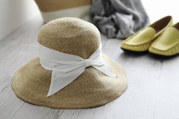 いつものコーデに夏気分をプラス。おでかけがもっと楽しくなる夏小物たち集めました。[PR]