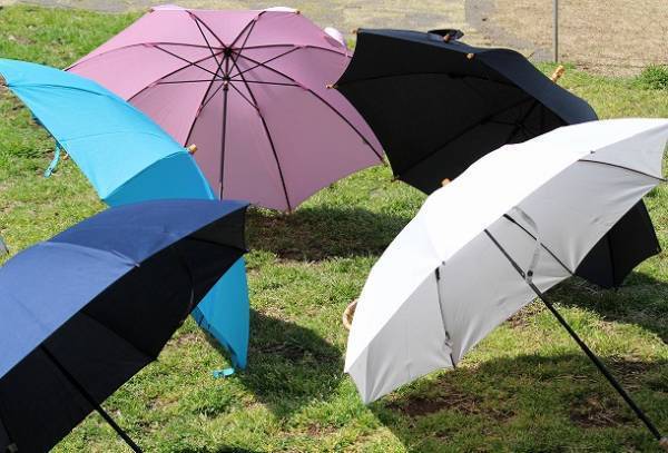 いつものコーデに夏気分をプラス。おでかけがもっと楽しくなる夏小物たち集めました。[PR]