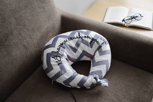 いつでもどこでもお手軽マッサージを。おうちでできる「自分ケア」[PR]