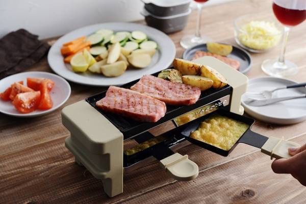 とろ〜りチーズにまみれたい!?　魅惑の「ラクレット」を家で楽しむ方法