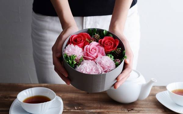 おじいちゃん、おばあちゃんへ。敬老の日のギフトは何にする？[PR]