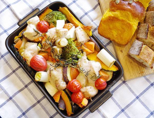 レンジ・オーブン・グリルもＯＫ！  陶器のダッチオーブン「グリラー」が便利