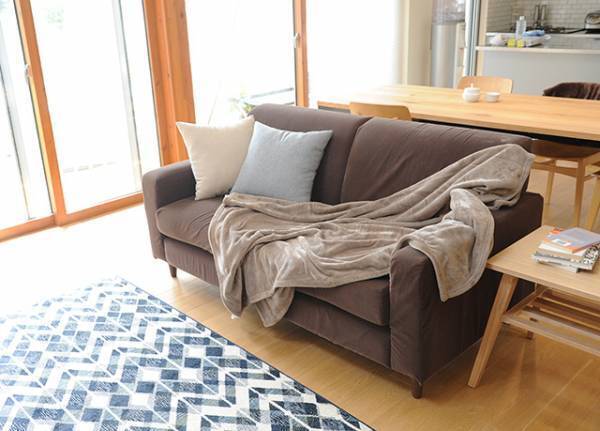 【累計25万枚突破】朝ベッドから出られなくなる伝説の毛布って！？[PR]