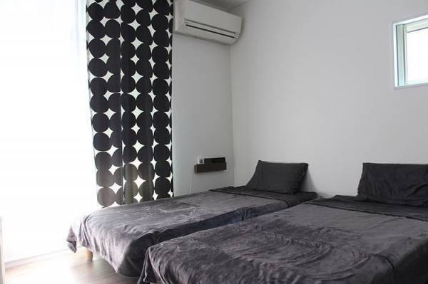 【インスタグラマーさんのもの選び】「#朝ベッドから出られなくなる毛布　」寝室コーデ集[PR]