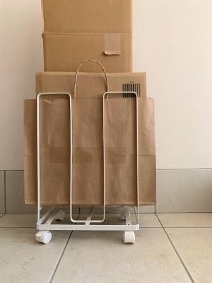 暮らしのストレスを解決！towerダンボールストッカーでごみをスリム化。[PR]