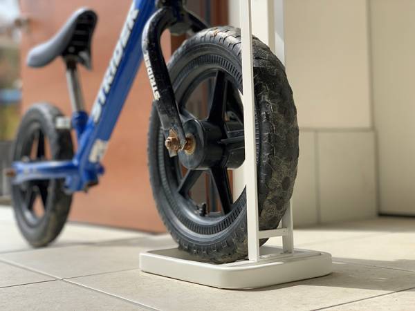 ストライダー親子必見！あの「tower」からキッズバイク用スタンドが新登場[PR]