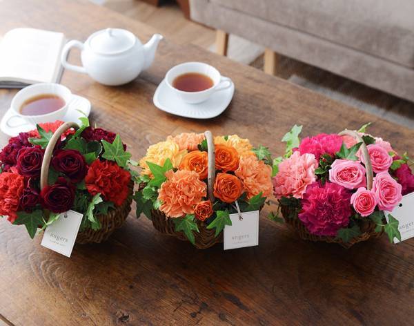 母の日に贈りたい、過去196,336人が感動した「フラワーアレンジメント」って？〜超早得はもうすぐ終了[PR]