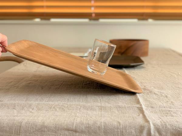 子どものお手伝いにも欠かせない！ KINTOの滑らない「トレイ」