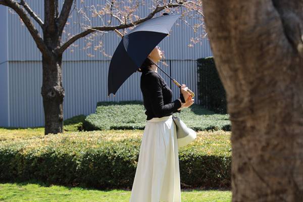 アンジェスタッフ愛用者多数！WAKAOの日傘の魅力、使い勝手、色々聞いてみました[PR]