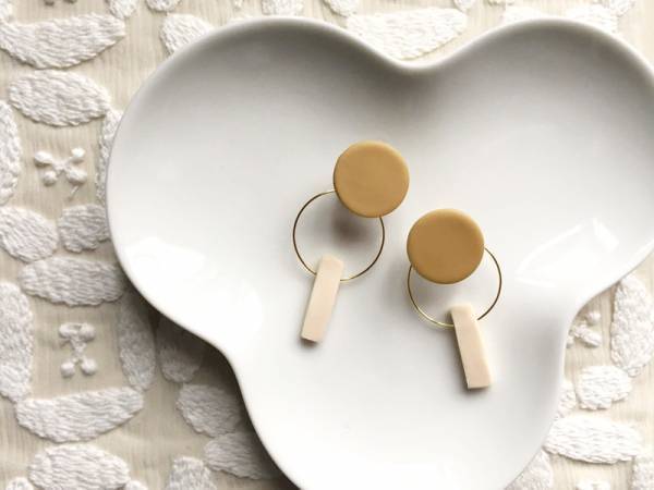 二通りの見せ方が楽しめる！大人のハンドメイドアクセ「piii」の魅力[PR]