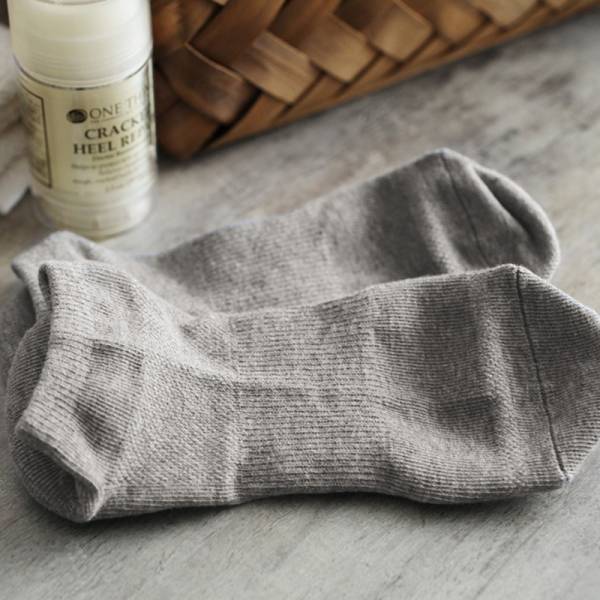 ツルツルかかと保湿、素足サンダルシーズン到来前にやるべき２つのこと。[PR]