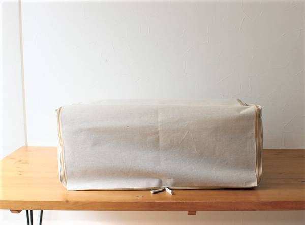 【冬寝具の衣替え】家族分の毛布がスッポリ！収納グッズ見つけました。[PR]