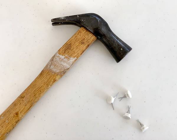 プチDIYを楽しもう！ティッシュケースは壁に付けられるタイプが新しい。[PR]