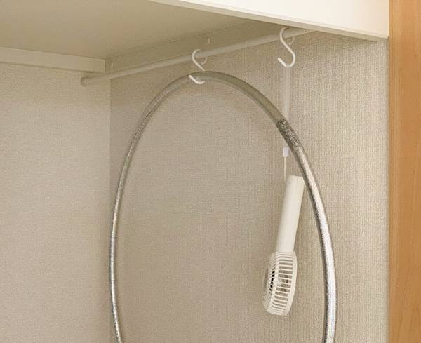 「カラン！」とS字フックが落ちるストレスからさようなら！[PR]