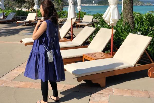 「スマホポーチショルダー」実際どう使ってるの？アンジェスタッフに聞いてみました[PR]