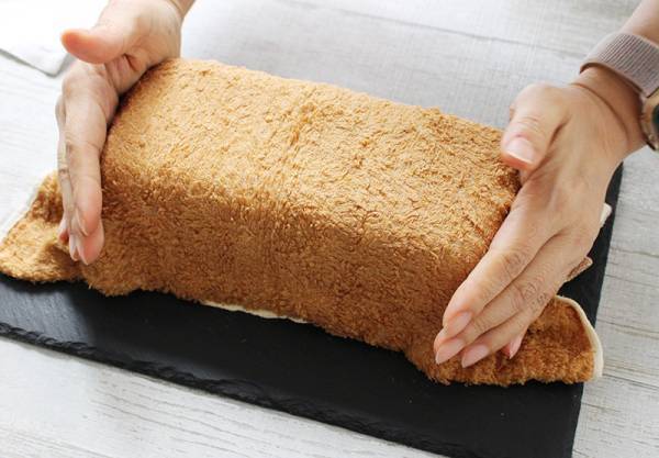 混ぜて冷やすだけの簡単アイスケーキ「セミフレッド」の作り方