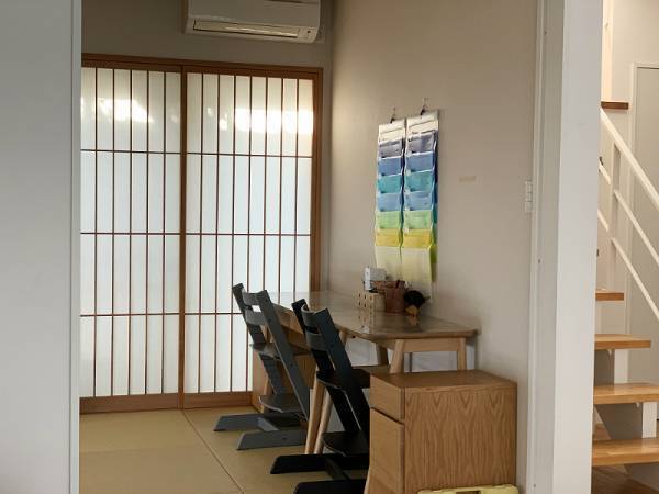 カラフル書類収納Esselte＜エセルテ＞。スウェーデン生まれの文房具で夏休みの宿題を「見える化」しよう。[PR]