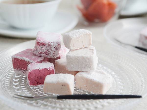 さて、今年は何にする？！・・・「夏の帰省みやげ」送料無料でお届け5選。[PR]