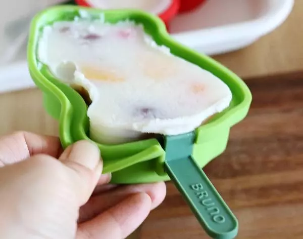 【今月のスイーツ】混ぜて冷やすだけ!みんな大好き「白くま風アイスバー」