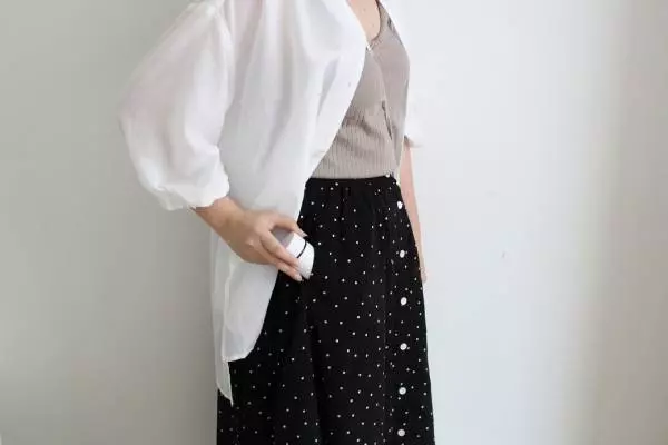 スマホ感覚で持ち歩く、小さな水筒「ポケトル」。