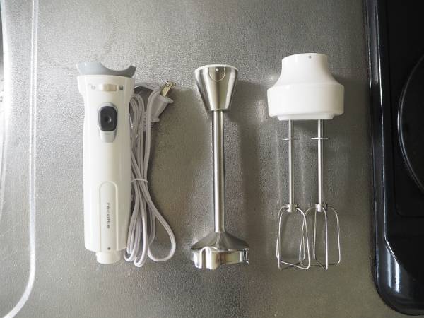 料理の幅がグッと広がる！1台3役のレコルトハンディブレンダー スリムプラスって？[PR]